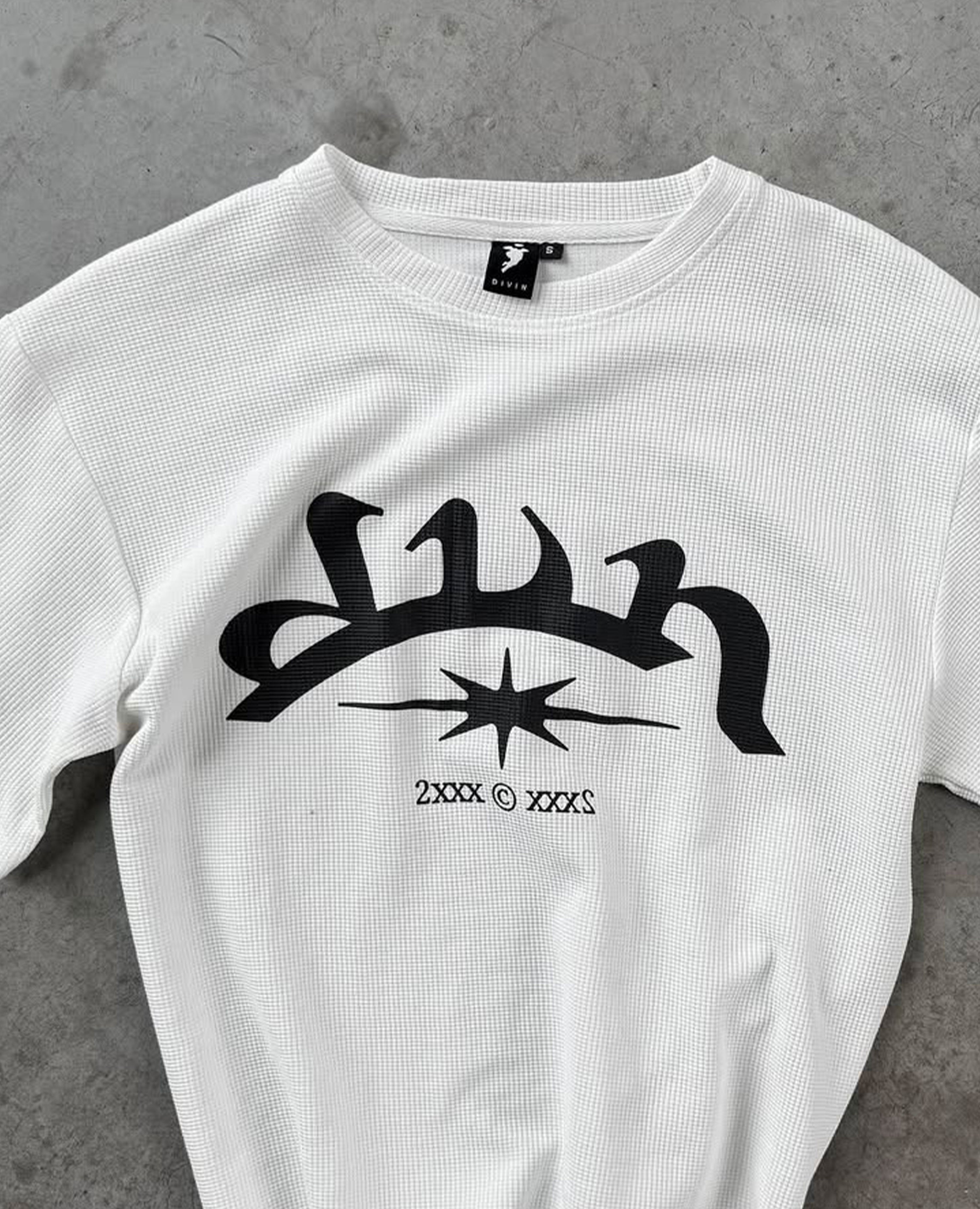 WHITE WAFFLE T-SHIRT